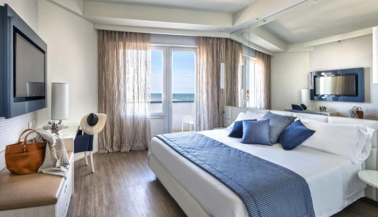 Hotel Nautico Riccione Exterior photo